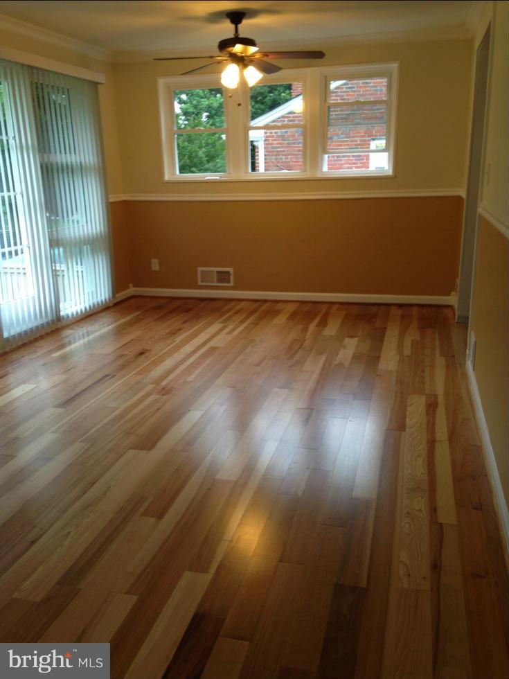 3817 Greenly Street Silver Spring, MD 20906 - Photo 3 of 26 Living Room
