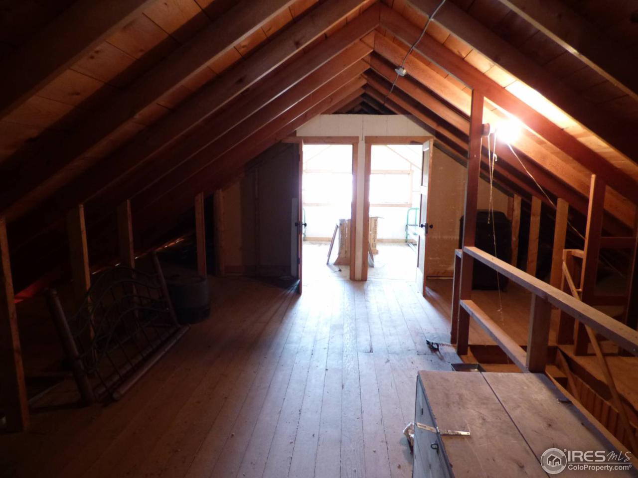 8941 Overland Road Ward, CO 80481 - Photo 15 of 25
