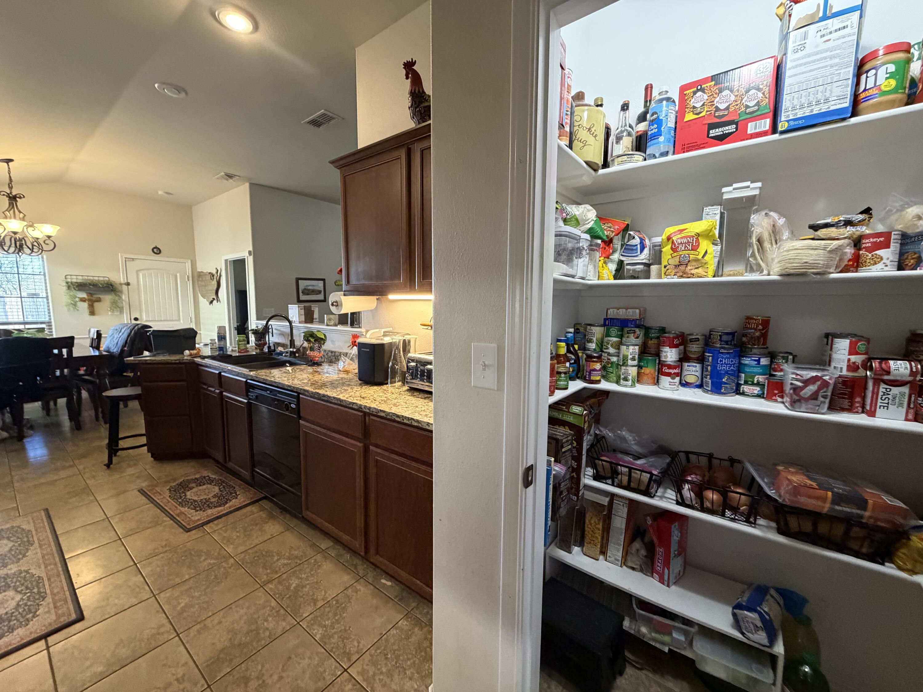 9309 Rochester Avenue Lubbock, TX 79424 - Photo 21 of 24 F88C93C6-99C4-4BC7-BE7E-A54F1213A0A4