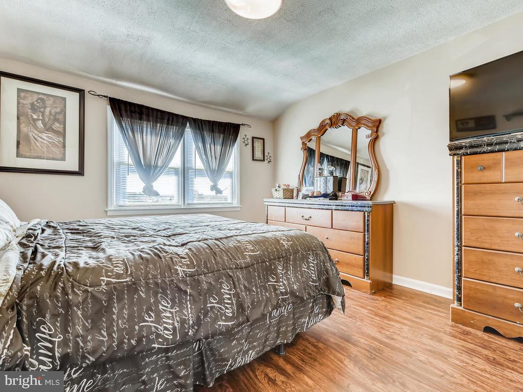 9725 Bird River Road Baltimore, MD 21220 - Photo 13 of 25