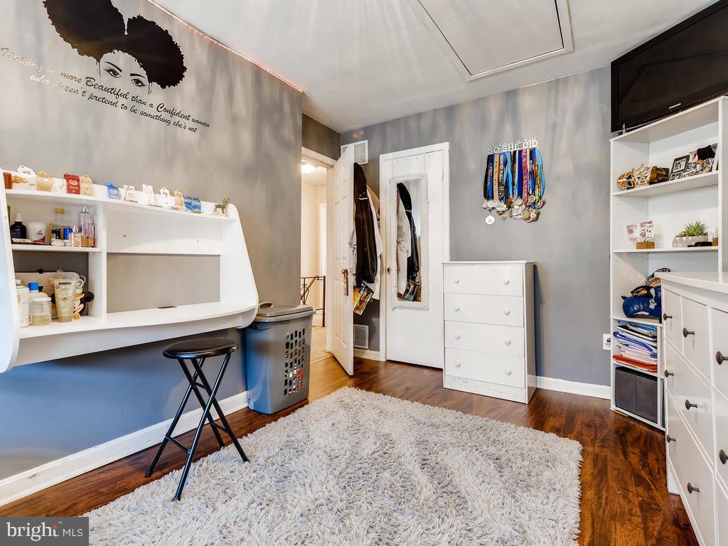 9725 Bird River Road Baltimore, MD 21220 - Photo 14 of 25