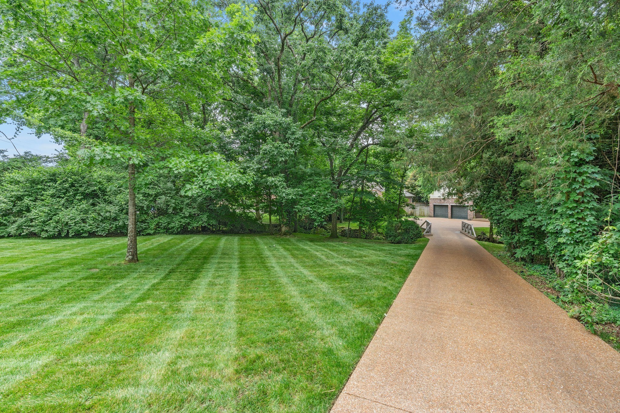 3907 Trimble Road Nashville, TN 37215 - Photo 3 of 37 Gallery Image 3