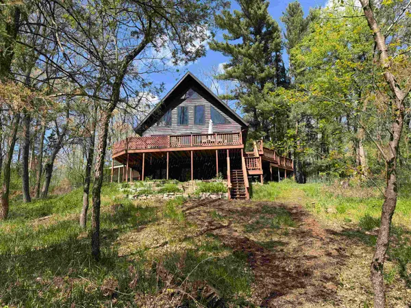 $430,000 | N4716 3rd, Oxford, WI 53952