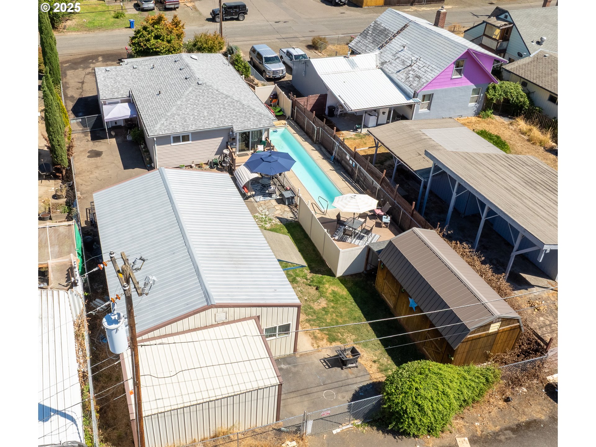 68 Rose Avenue Winston, OR 97496 - Photo 36 of 43 an aerial view of a houses with outdoor space