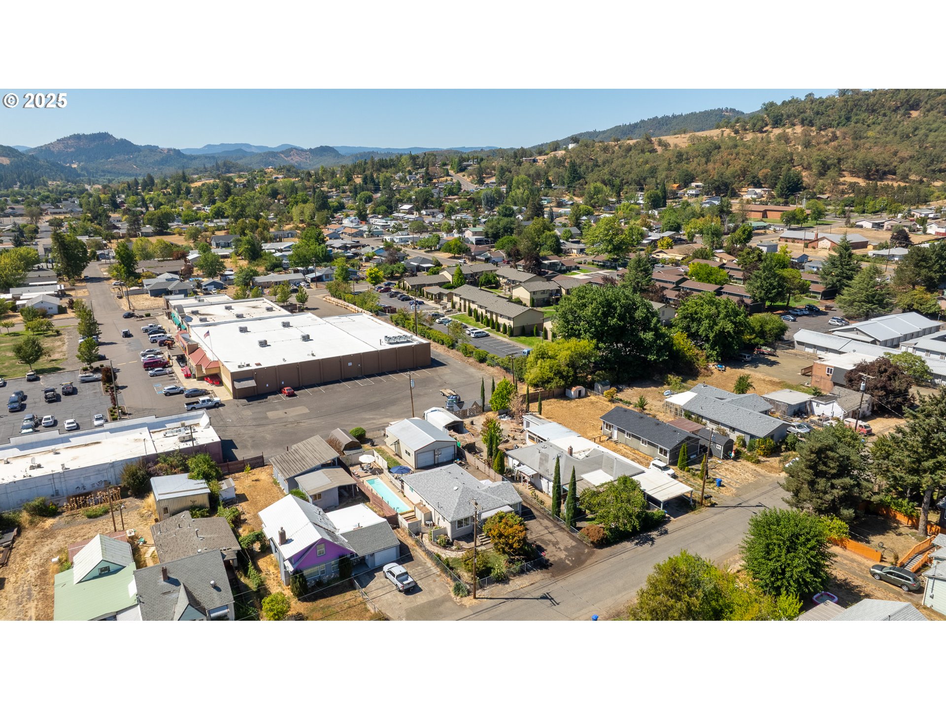 68 Rose Avenue Winston, OR 97496 - Photo 42 of 43 a view of a city