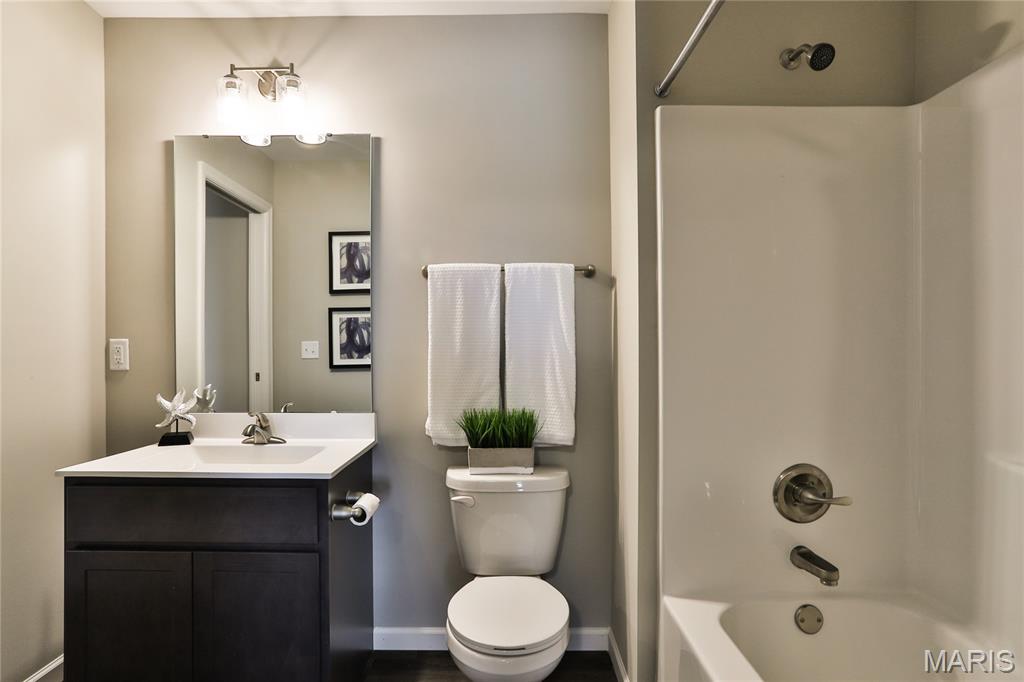 303 Red Rocks Drive St. Charles, MO 63304 - Photo 12 of 28