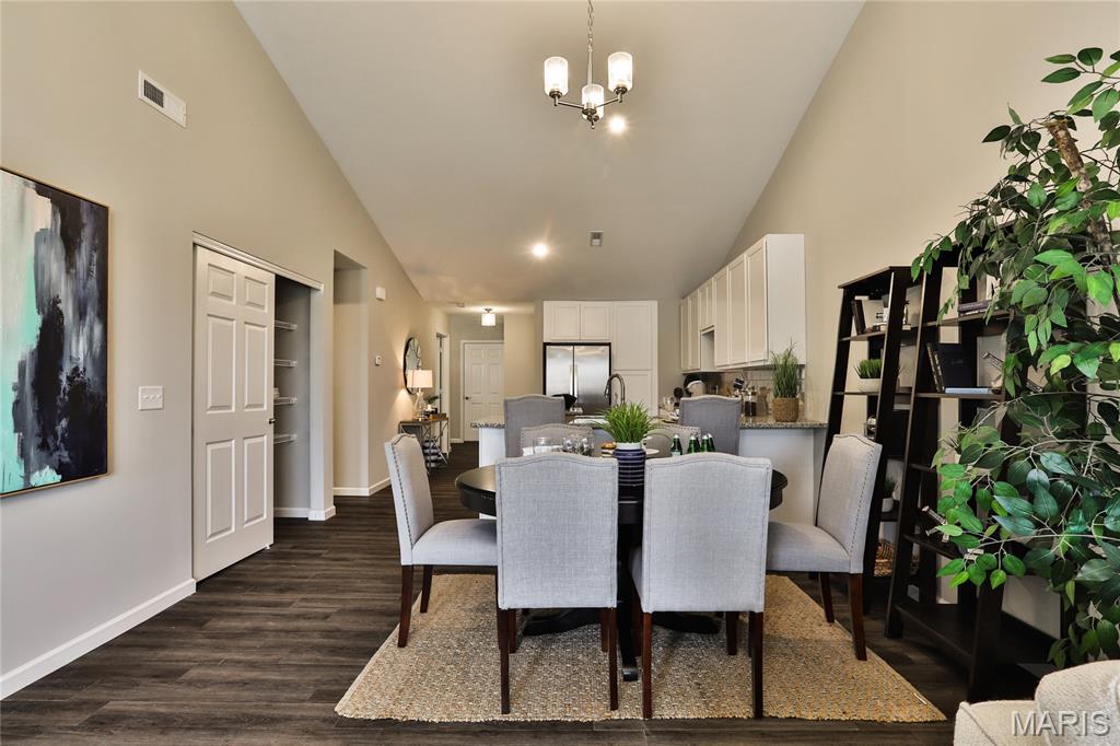 303 Red Rocks Drive St. Charles, MO 63304 - Photo 19 of 28