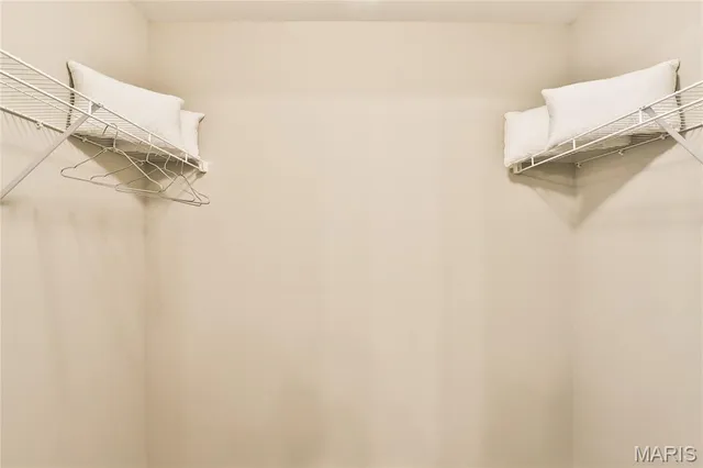 $2,550 | 303 Red Rocks Drive, St. Charles, MO 63304