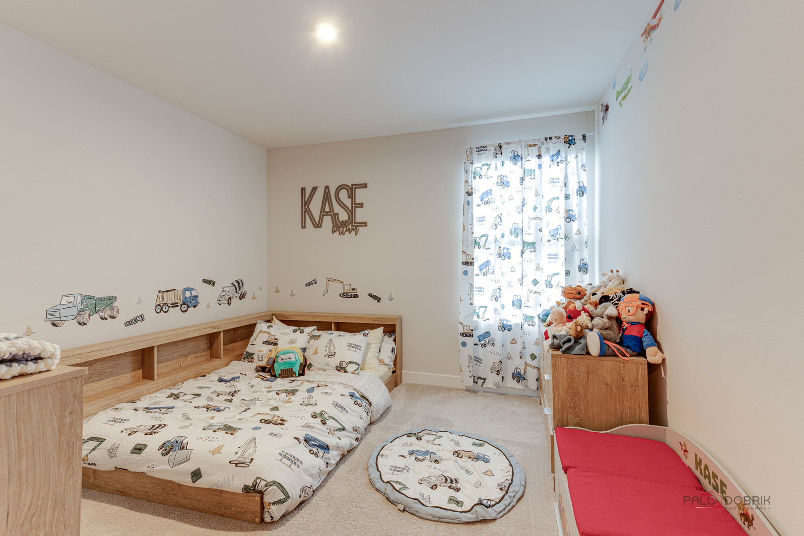 1799 Overview Circle Antioch, IL 60002 - Photo 25 of 38 a bedroom with furniture and a window