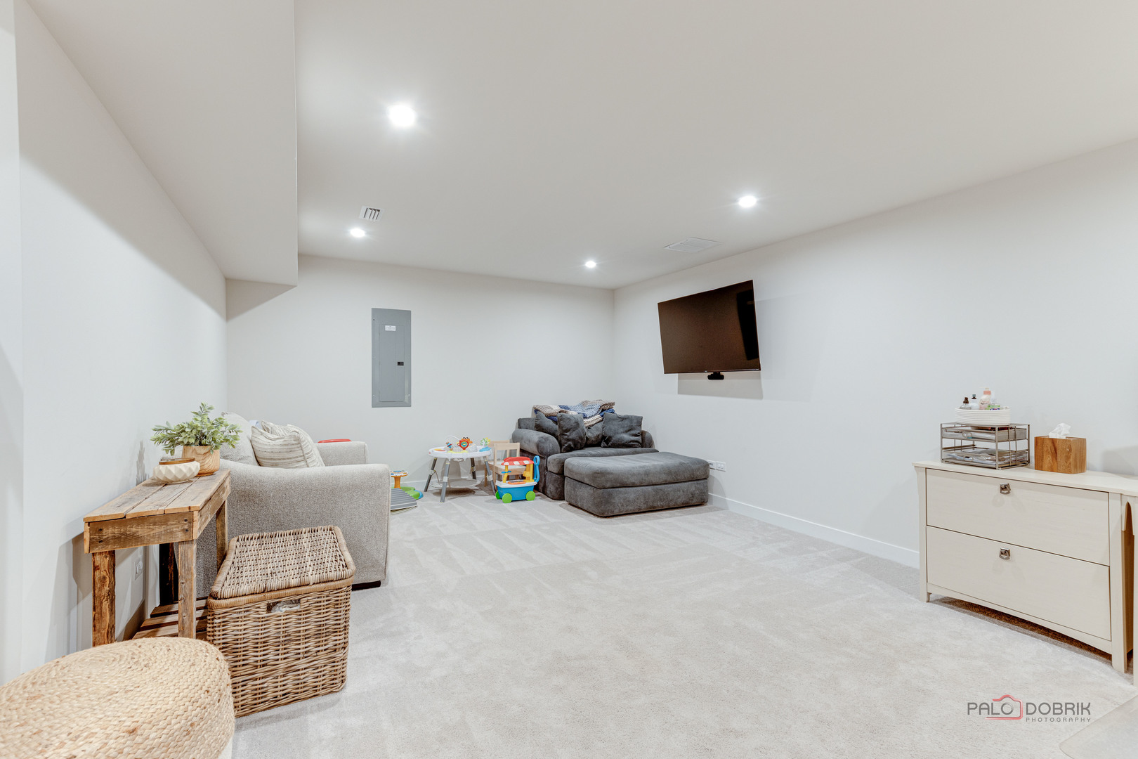 1799 Overview Circle Antioch, IL 60002 - Photo 30 of 38 a living room with furniture and a flat screen tv