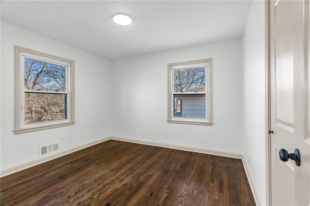 7520 Lewis Avenue Raytown, MO 64138 - Photo 16 of 27