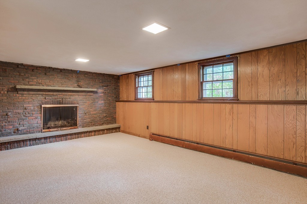 11 Gould Road Bedford, MA 01730 - Photo 17 of 24 Gallery Image 17