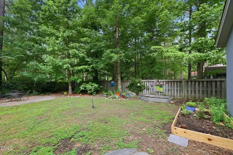 $850,000 | 304 Old Forest Creek Drive, Chapel Hill, NC 27514
