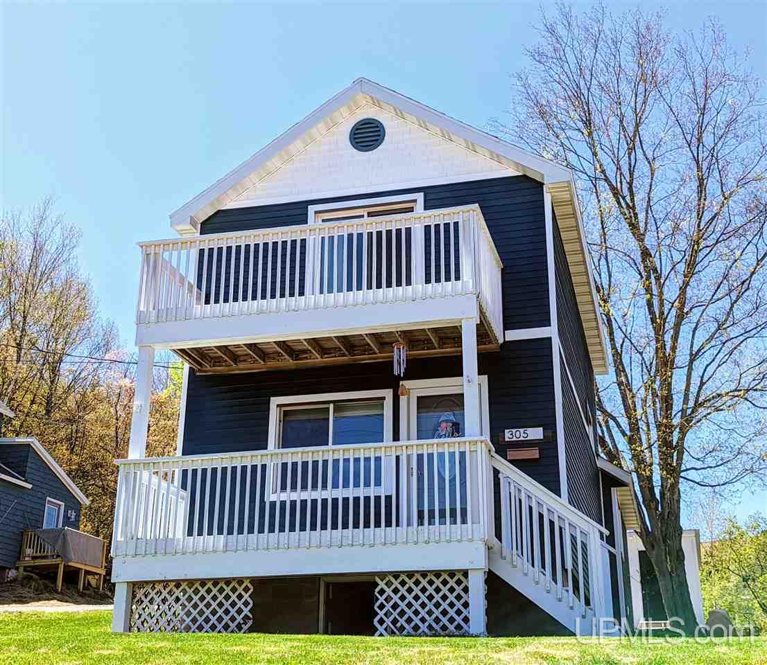 305 Hazel Street Ishpeming, MI 49849 - Photo 2 of 32 Gallery Image 2
