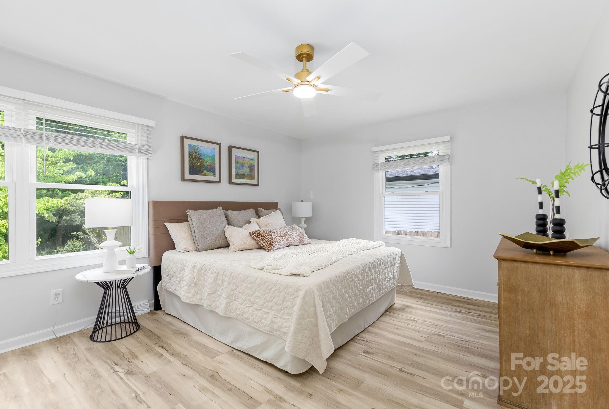 4913 Seacroft Road Charlotte, NC 28210 - Photo 16 of 32 Gallery Image 16