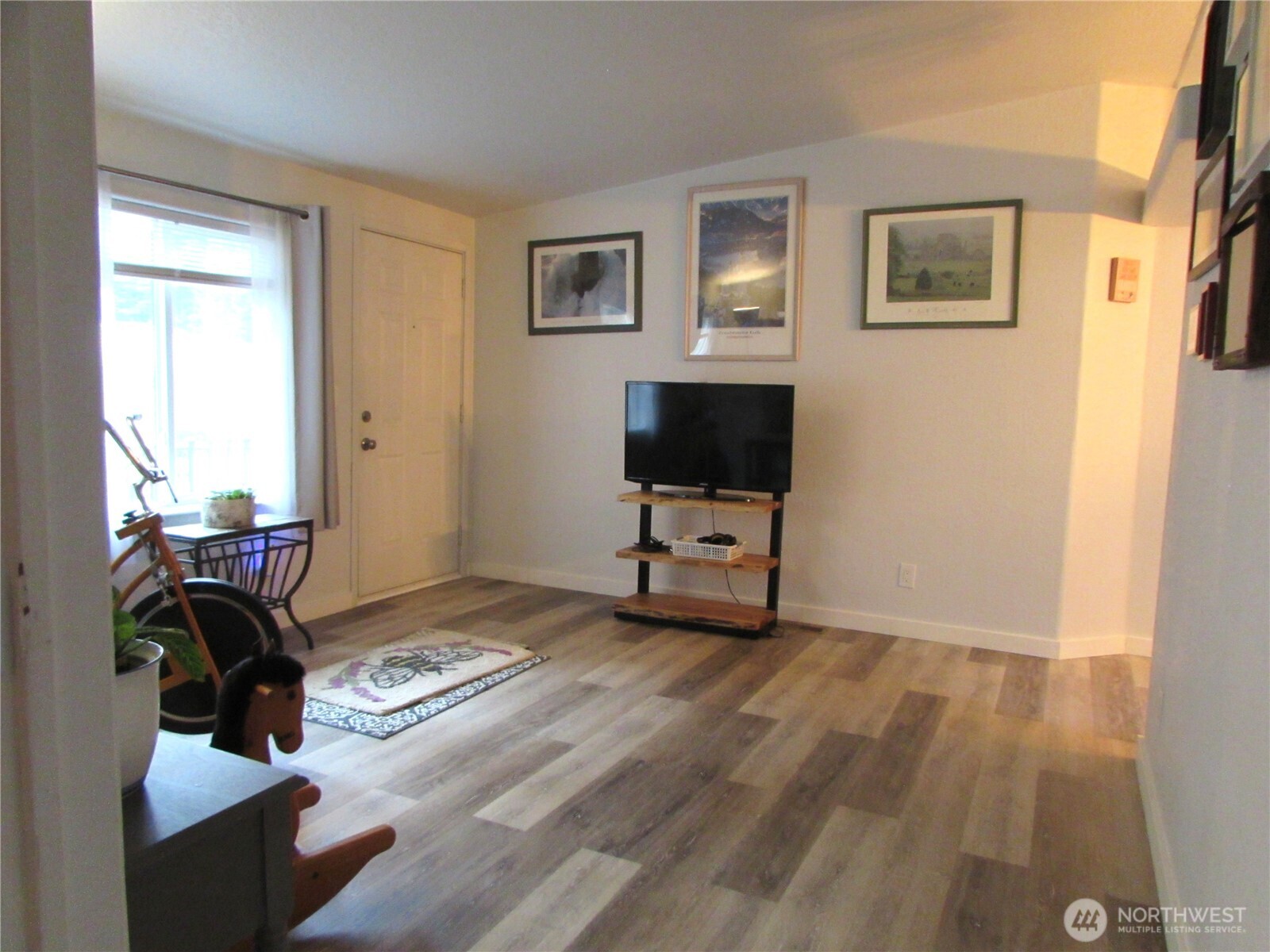 4917 Hill Road Snohomish, WA 98290 - Photo 38 of 40 Gallery Image 38