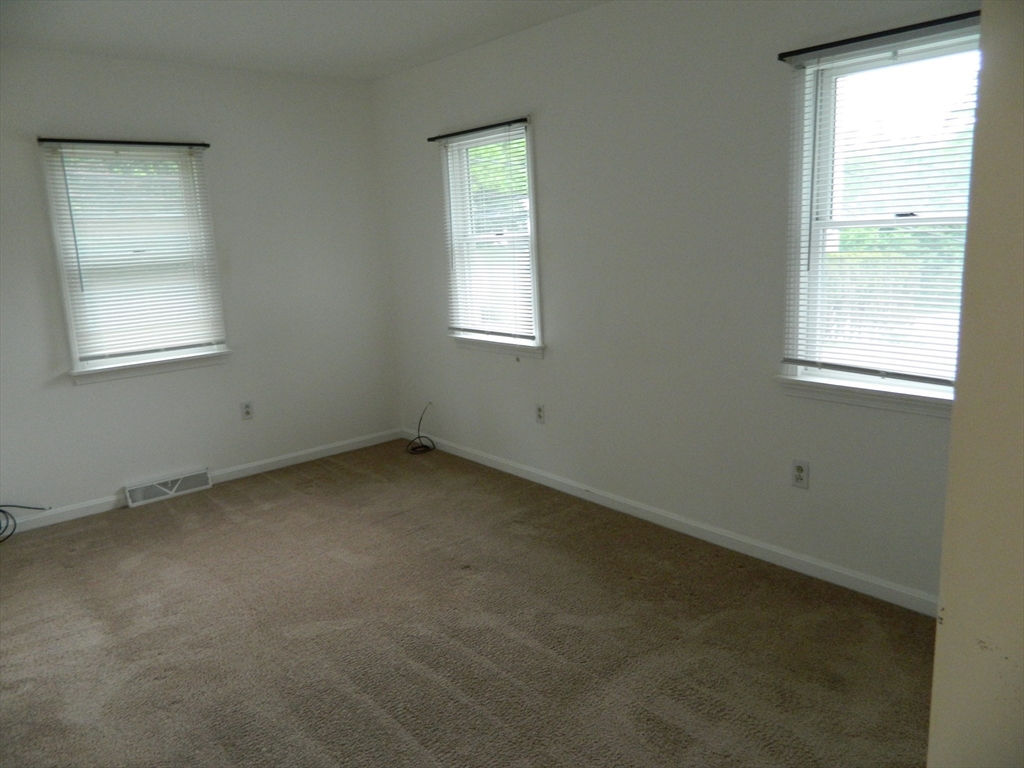 1468 Washington Street Walpole, MA 02081 - Photo 10 of 18