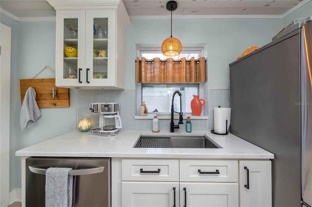 136 143rd Avenue Madeira Beach, FL 33708 - Photo 25 of 54