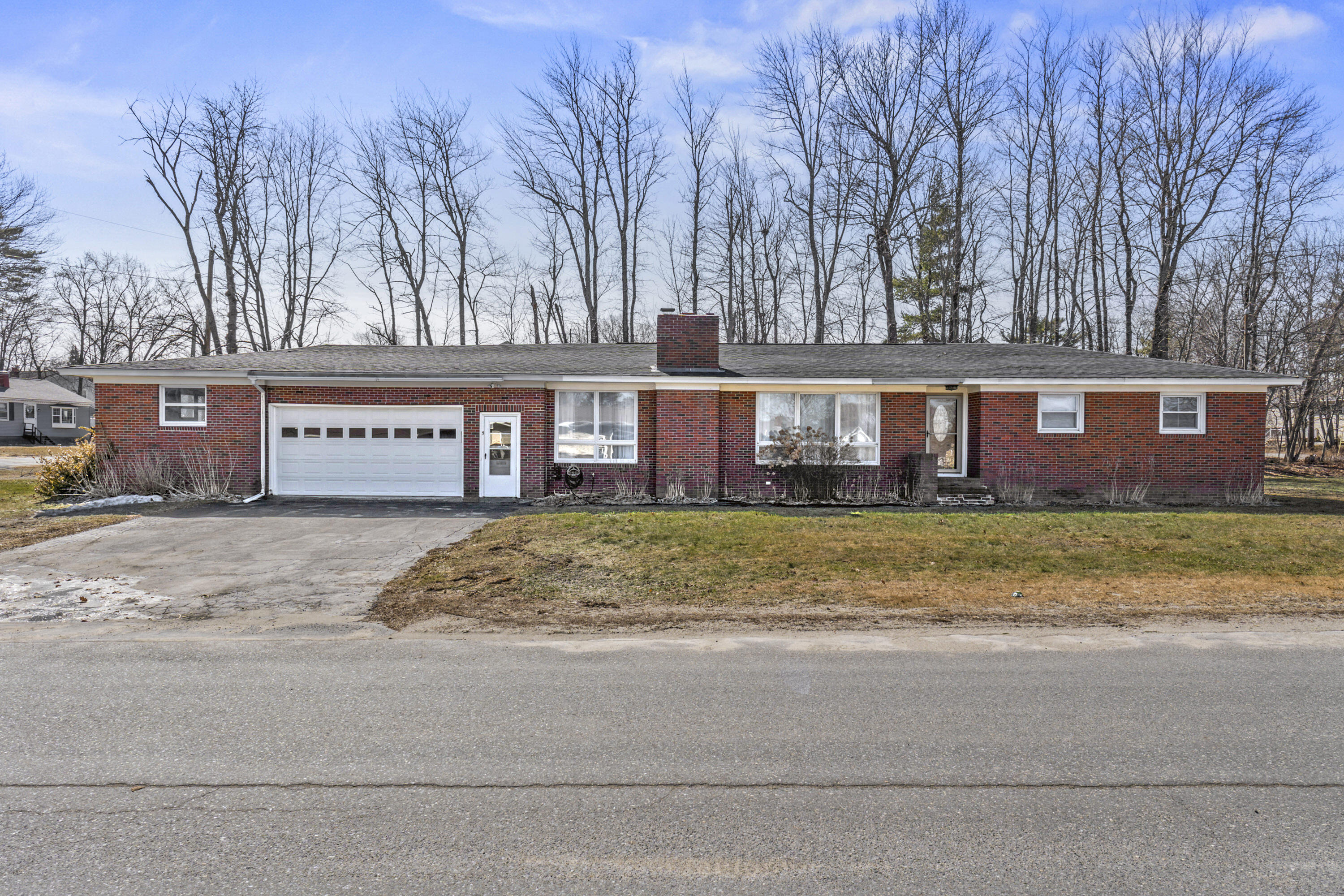 5 Robert Street Winslow, ME 04901 - Photo 3 of 74 5 Robert St_103