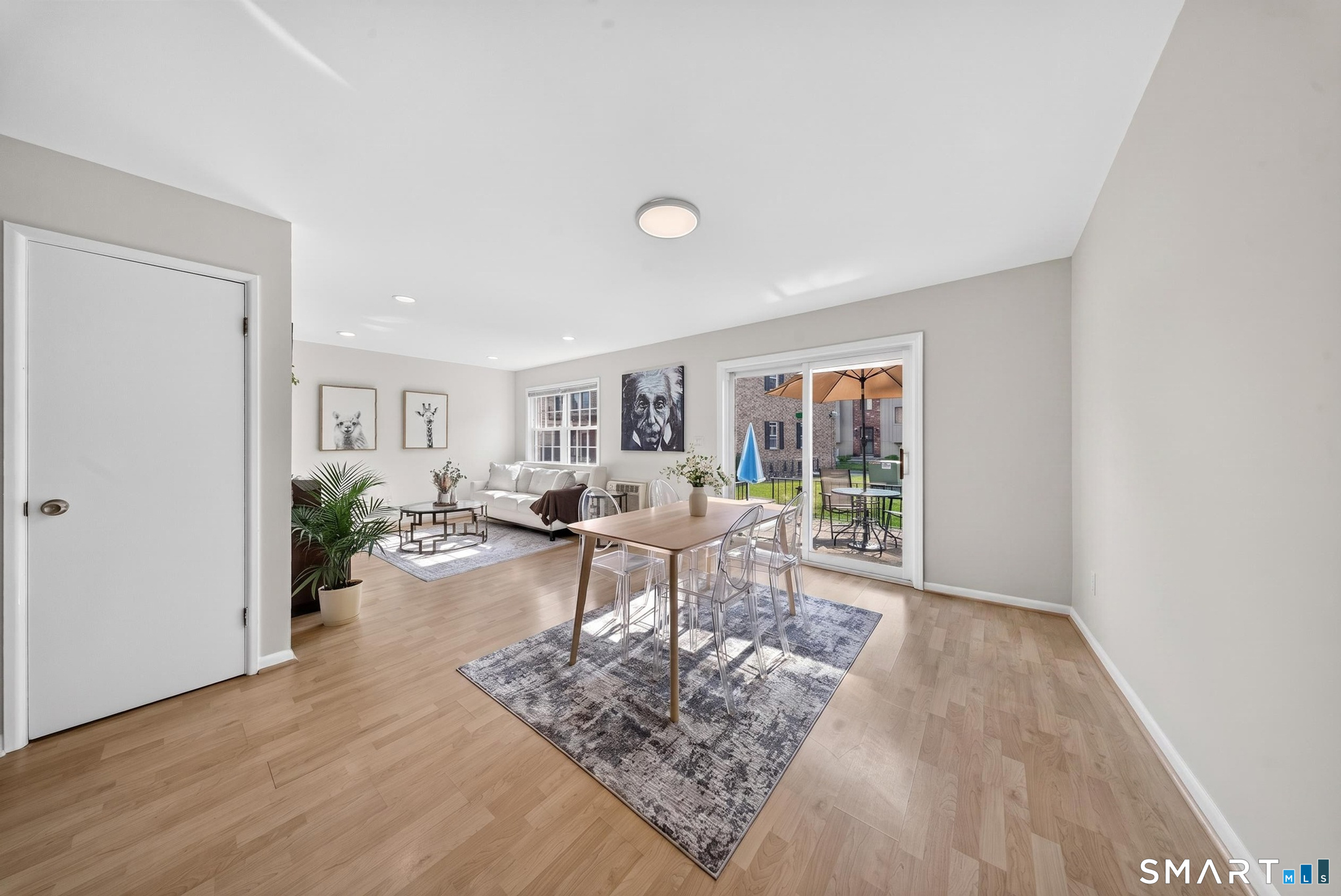 35 Woodway Road, Unit A8 Stamford, CT 06907 - Photo 2 of 40