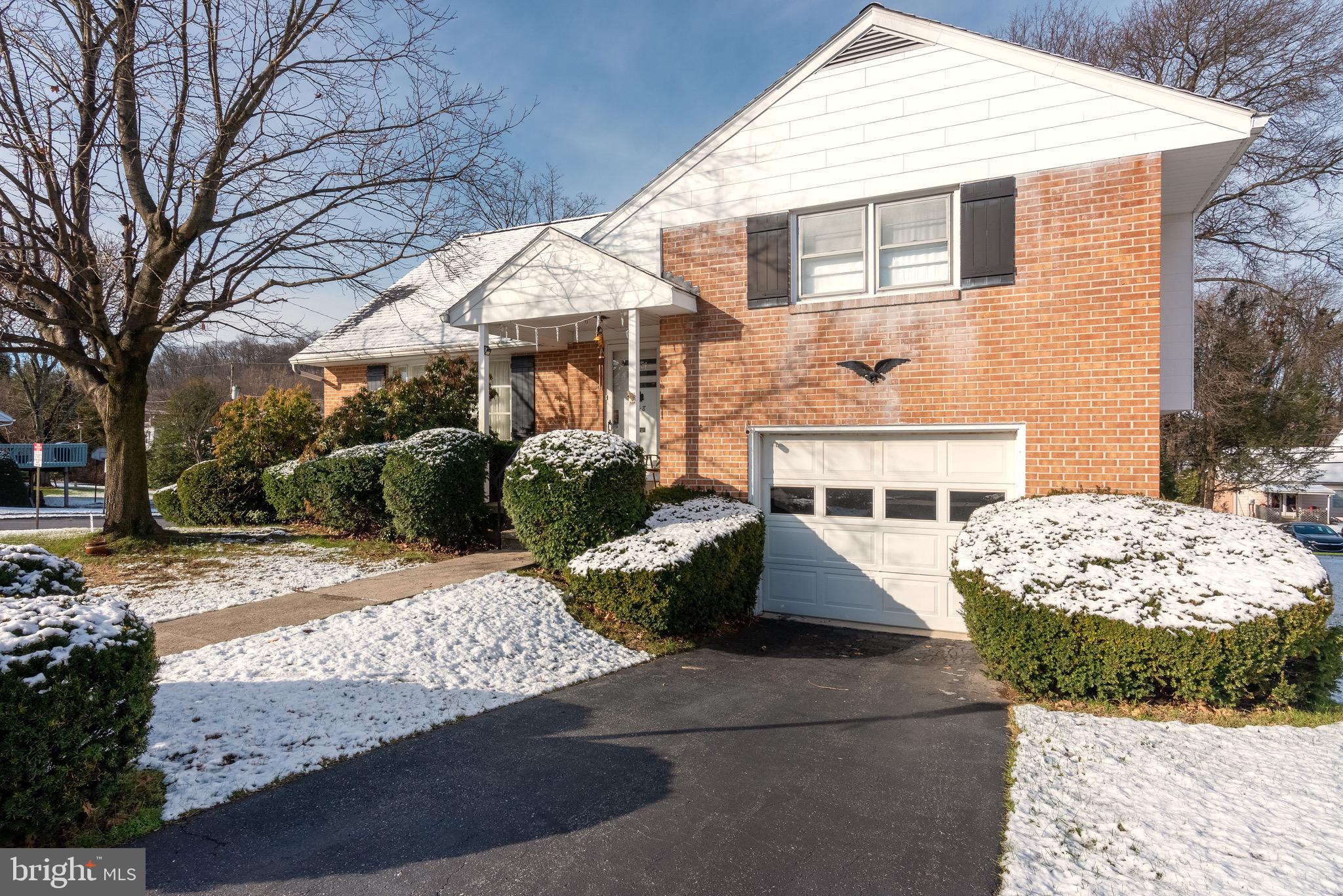 348 South Sterley Street Reading, PA 19607 - Photo 3 of 32 Gallery Image 3