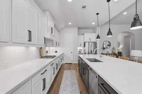 $629,995 | 8602 Burdekin Road, Magnolia, TX 77354