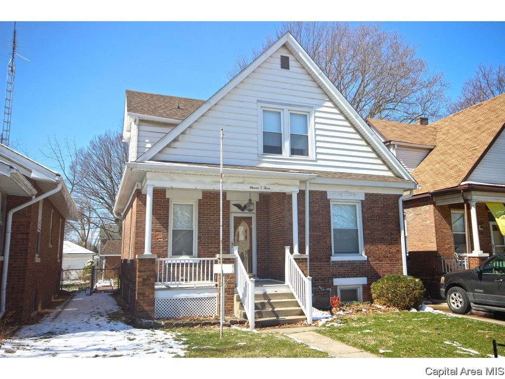 1103 North Walnut Street Springfield, IL 62702 - Photo 2 of 28