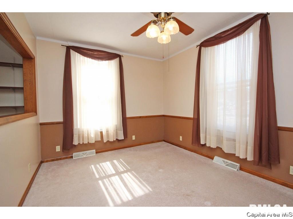 1103 North Walnut Street Springfield, IL 62702 - Photo 4 of 28