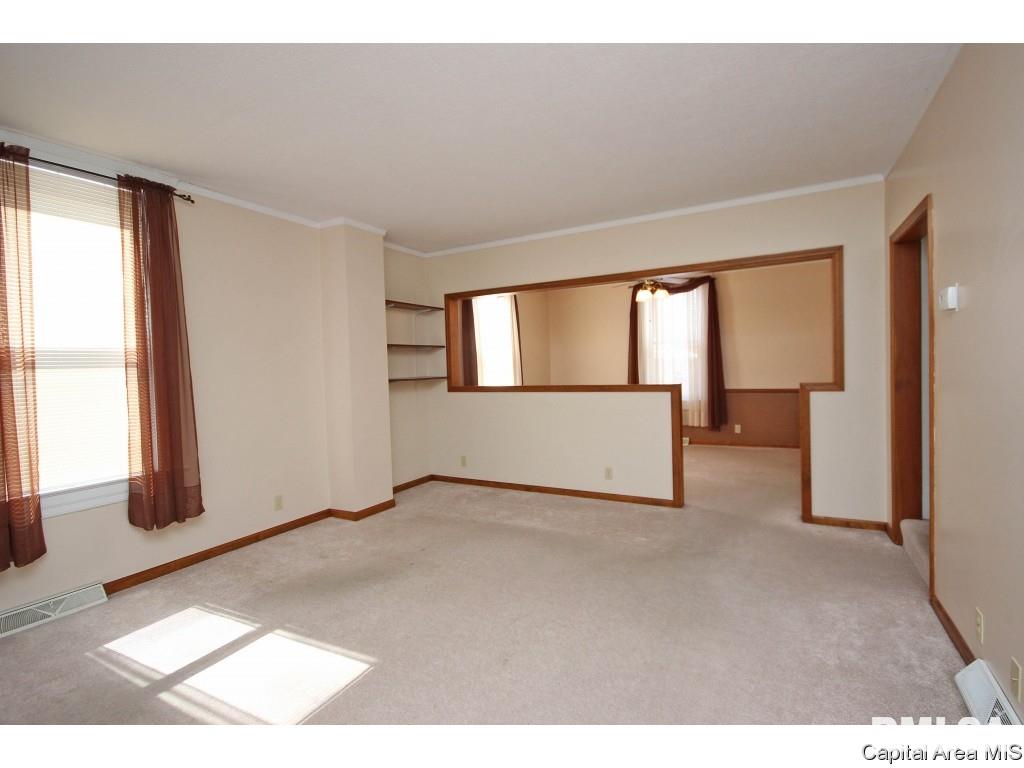 1103 North Walnut Street Springfield, IL 62702 - Photo 7 of 28