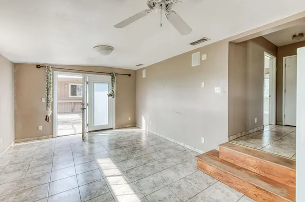 $950,000 | 17281 East Belmont Avenue, Sanger, CA 93657