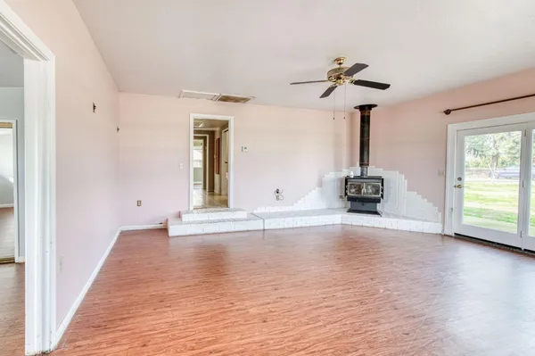 $950,000 | 17281 East Belmont Avenue, Sanger, CA 93657