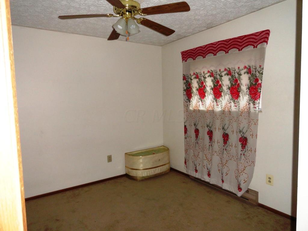 2026 Noe Bixby Road Columbus, OH 43232 - Photo 12 of 14
