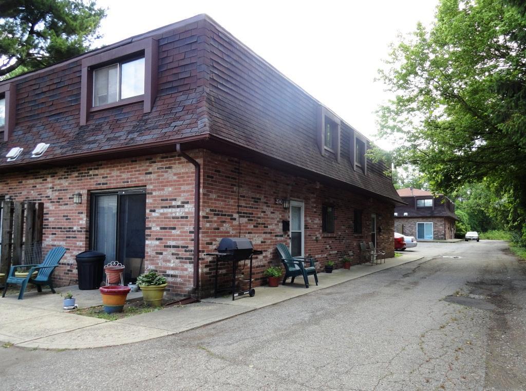 2026 Noe Bixby Road Columbus, OH 43232 - Photo 5 of 14