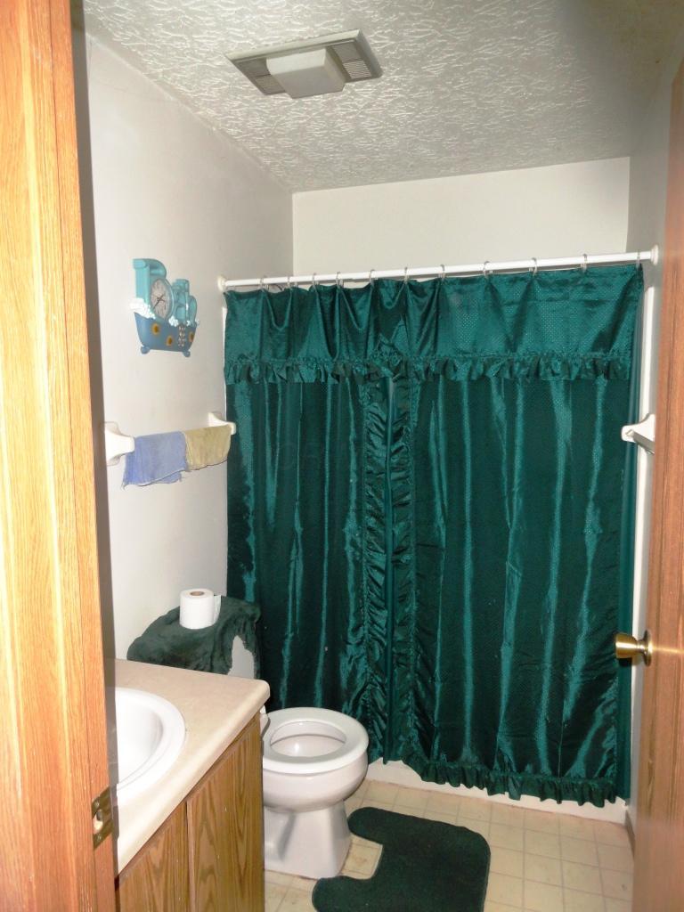 2026 Noe Bixby Road Columbus, OH 43232 - Photo 10 of 14