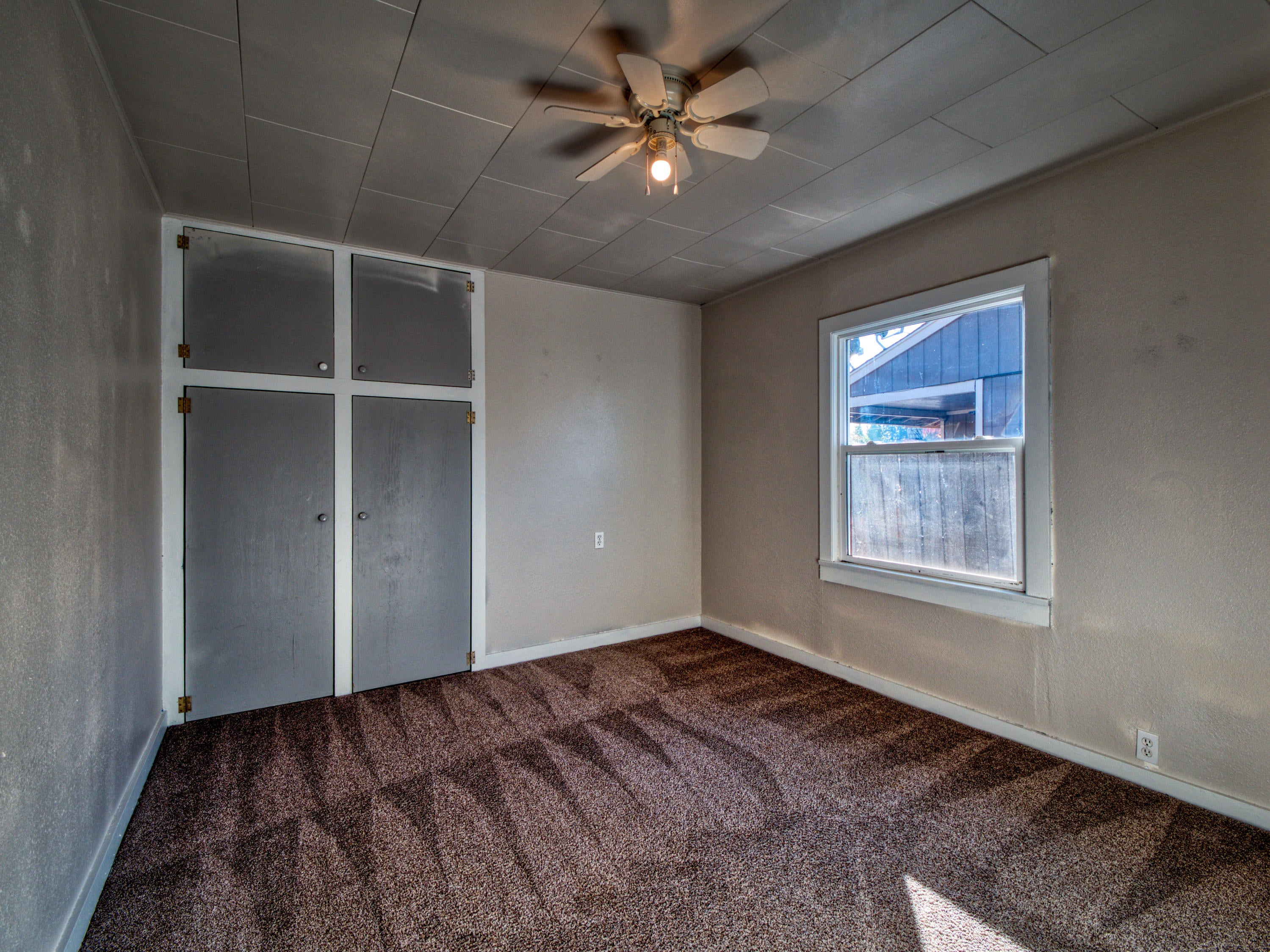 224 Freeman Road Central Point, OR 97502 - Photo 9 of 23 9