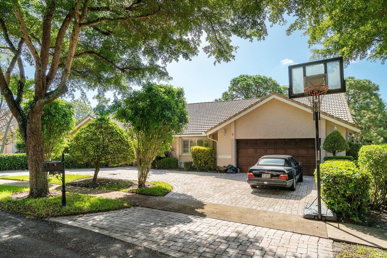 731 Parkside Circle North Boca Raton, FL 33486 - Photo 3 of 43 003-731ParksideCirN-BocaRaton-FL-33486-S