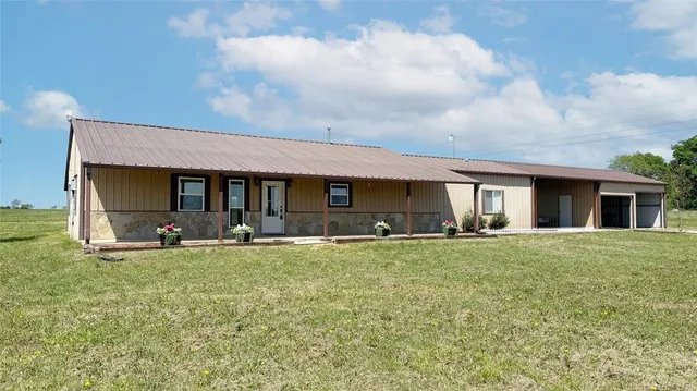 $285,000 | 2290 County Road, Paris, TX 75460