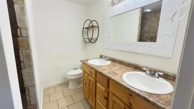 $285,000 | 2290 County Road, Paris, TX 75460