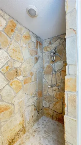 $285,000 | 2290 County Road, Paris, TX 75460