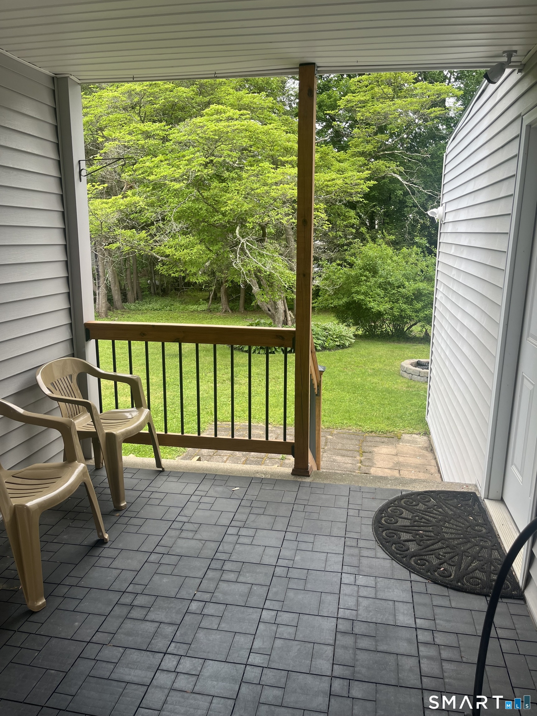 367 Frost Road Waterbury, CT 06705 - Photo 11 of 14