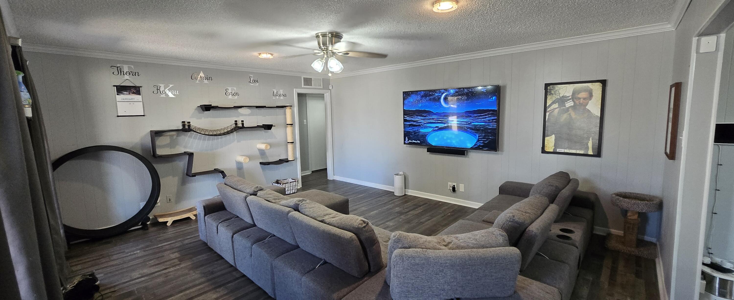 215 North 24th Street Lamesa, TX 79331 - Photo 2 of 11 Living Room