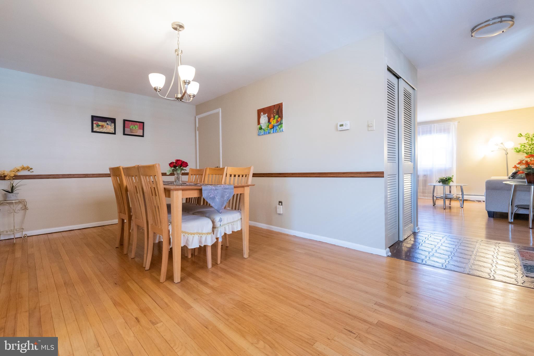 7309 Hiola Road Philadelphia, PA 19128 - Photo 5 of 21 Gallery Image 5