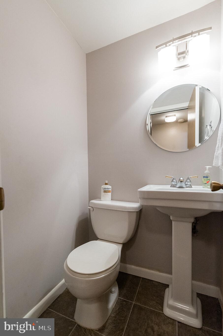 7309 Hiola Road Philadelphia, PA 19128 - Photo 10 of 21 Gallery Image 10