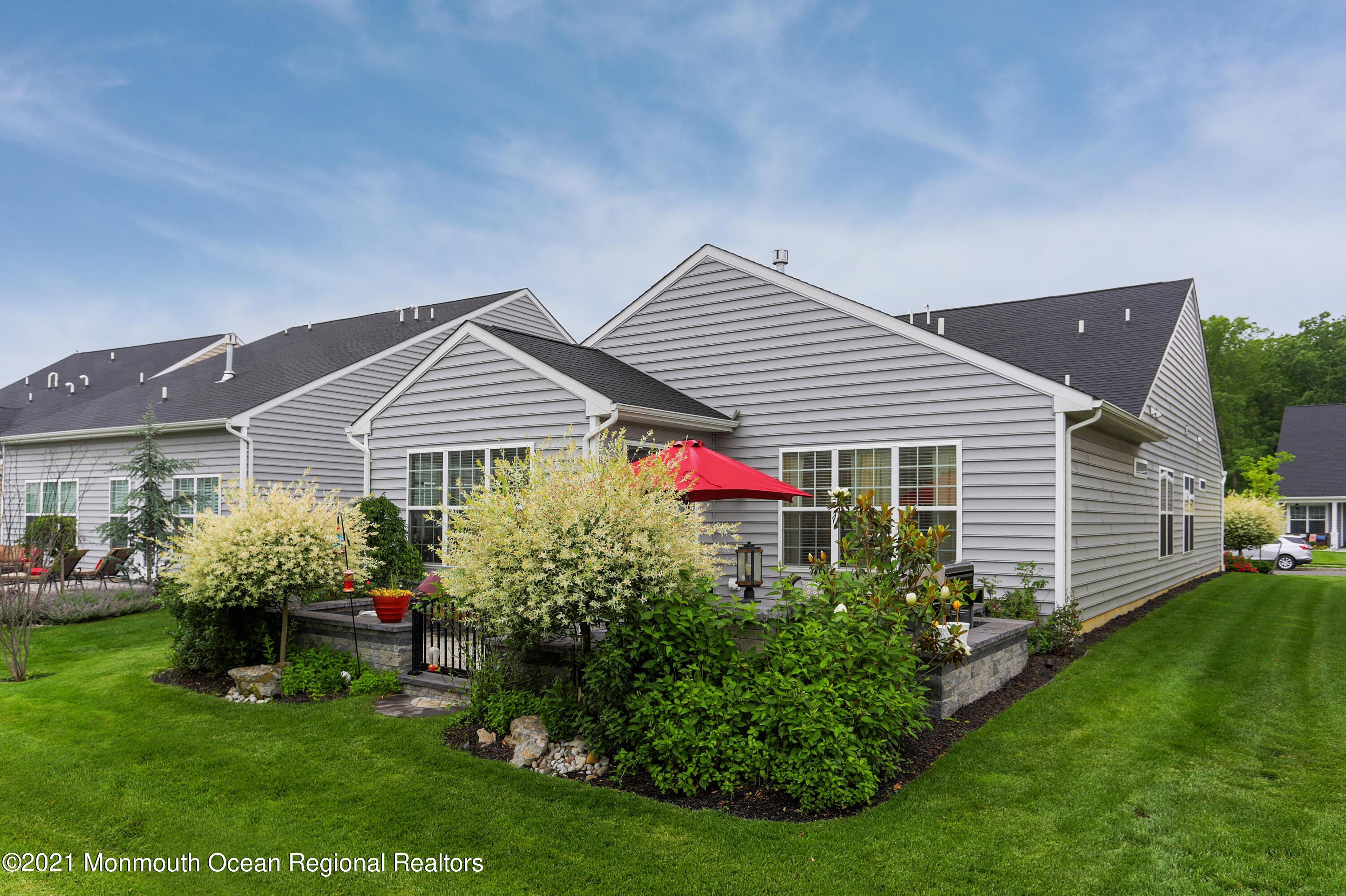 69 Harvest Ridge Road Howell, NJ 07731 - Photo 23 of 34 IMG_6767_68_69_70_71