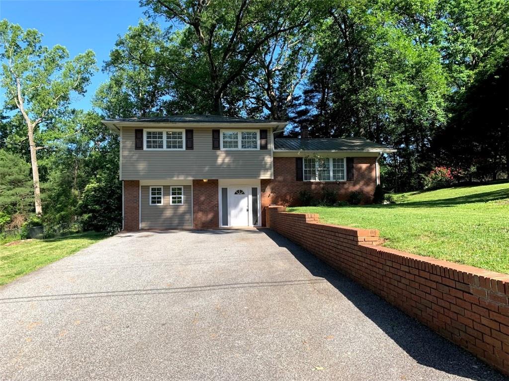 3843 Idlewood Road Hickory, NC 28601 - Photo 36 of 40 Gallery Image 36