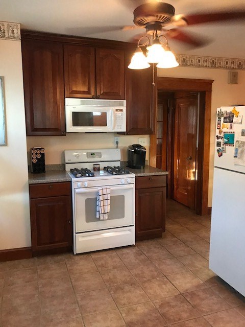 67 Richland Road Cranston, RI 02910 - Photo 12 of 27