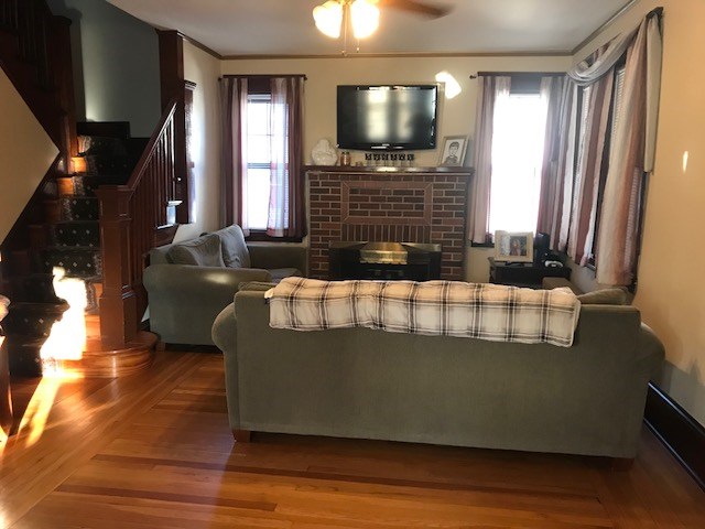 67 Richland Road Cranston, RI 02910 - Photo 5 of 27