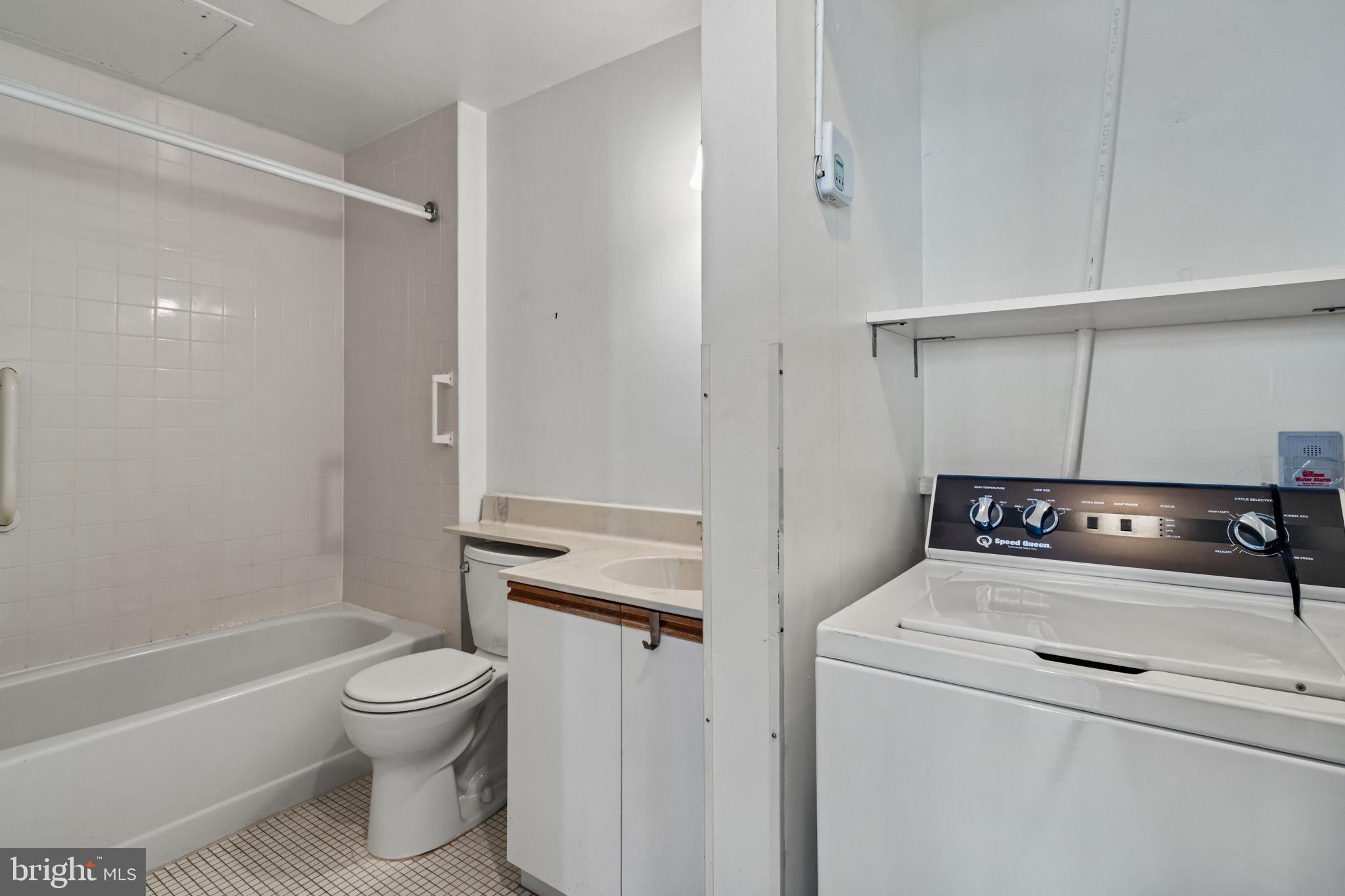 1601 Spring Garden Street, Unit 410 Philadelphia, PA 19130 - Photo 11 of 16