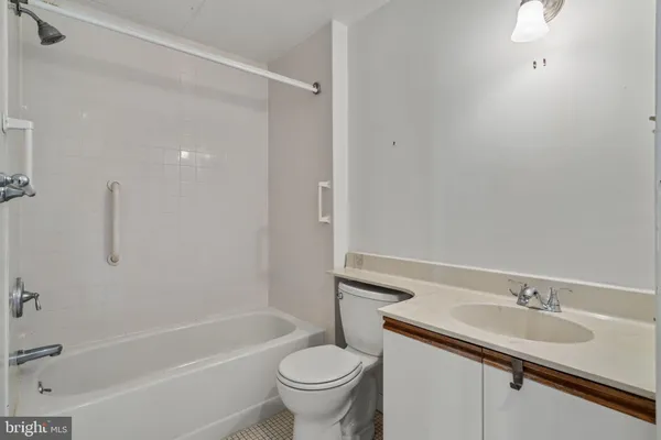 $145,000 | 1601 Spring Garden Street, Unit 410, Philadelphia, PA 19130