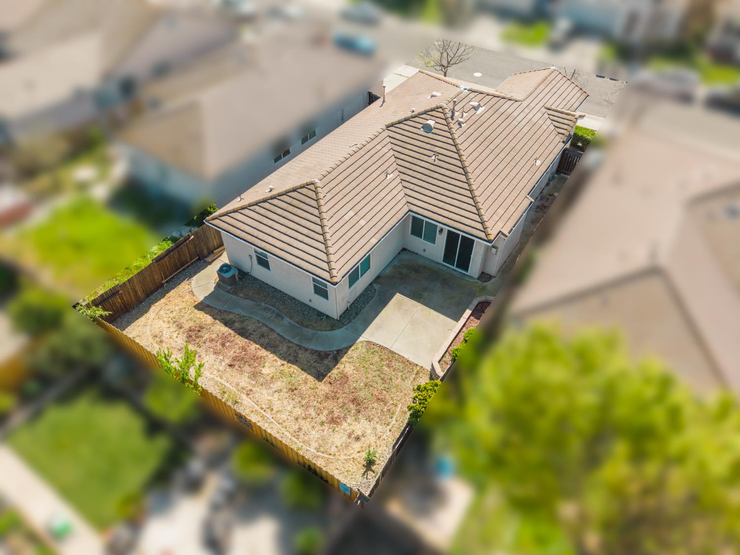 1839 Dawnelle Way Sacramento, CA 95835 - Photo 44 of 56 a view of a small yard